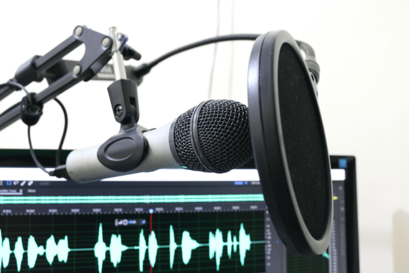 Microphone Tips and Tricks for Podcasting